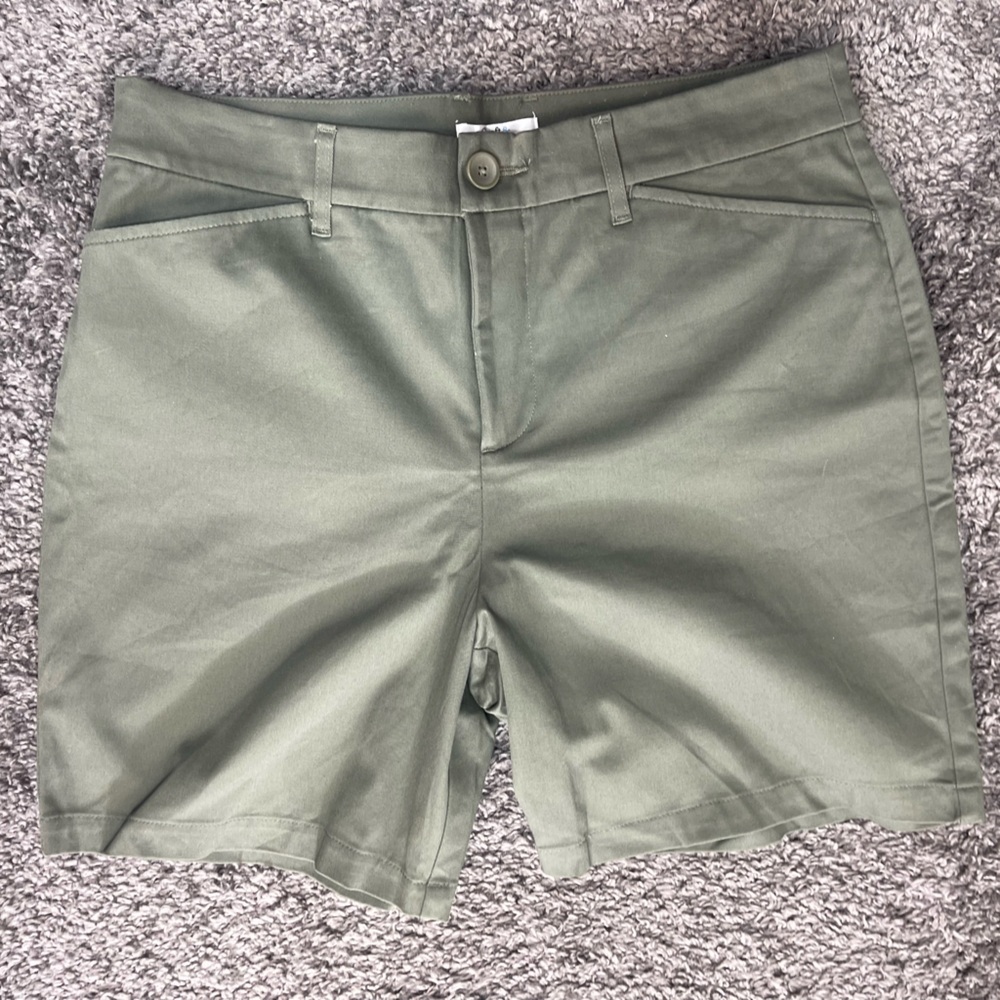 Croft & Barrow Olive Green cotton blend stretch Shorts women’s size 12 - Picture 1 of 12